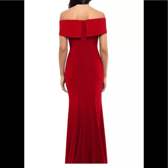 Xscape dramatic off the shoulder red gown size 18w - Picture 2 of 5